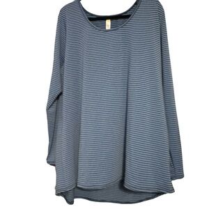 LuLaRoe Navy Striped Tunic
